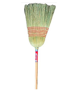 Escoba de Espiga Grande con Baston de Barniz